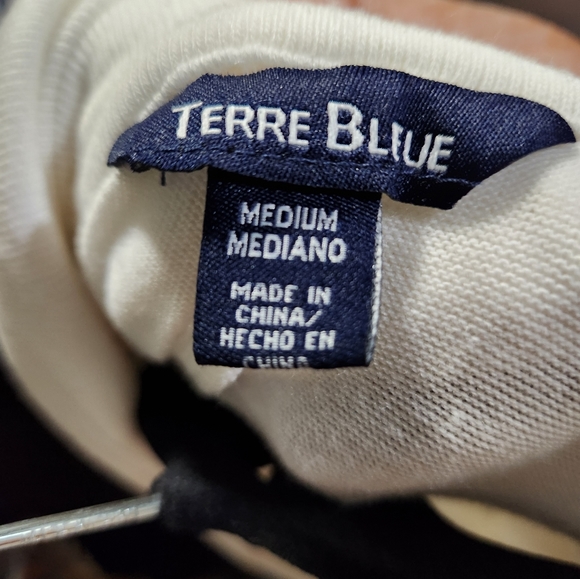 Top - Picture 11 of 11